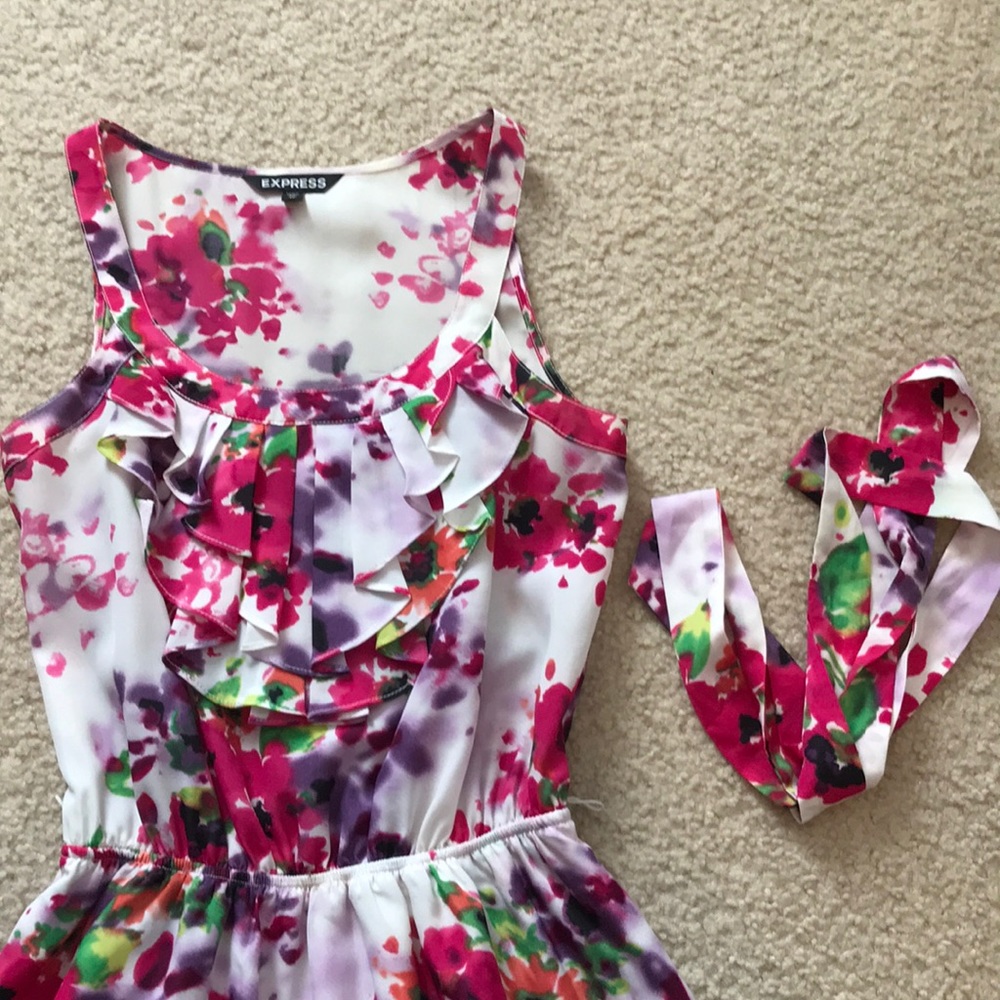 Floral dress - Picture 4 of 4